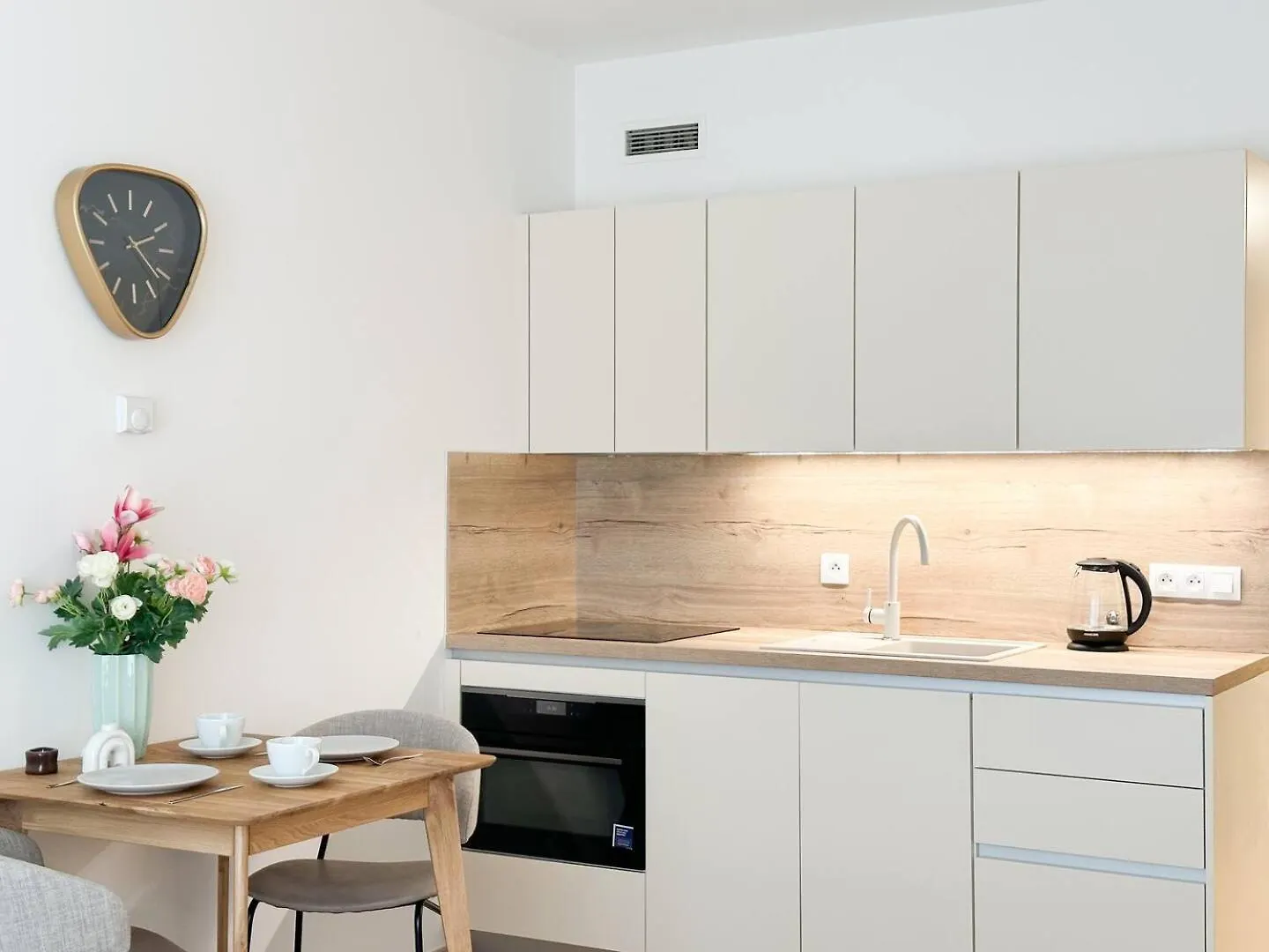 Real Living By Refa Karlin 406 Apartment Prague Czech Republic