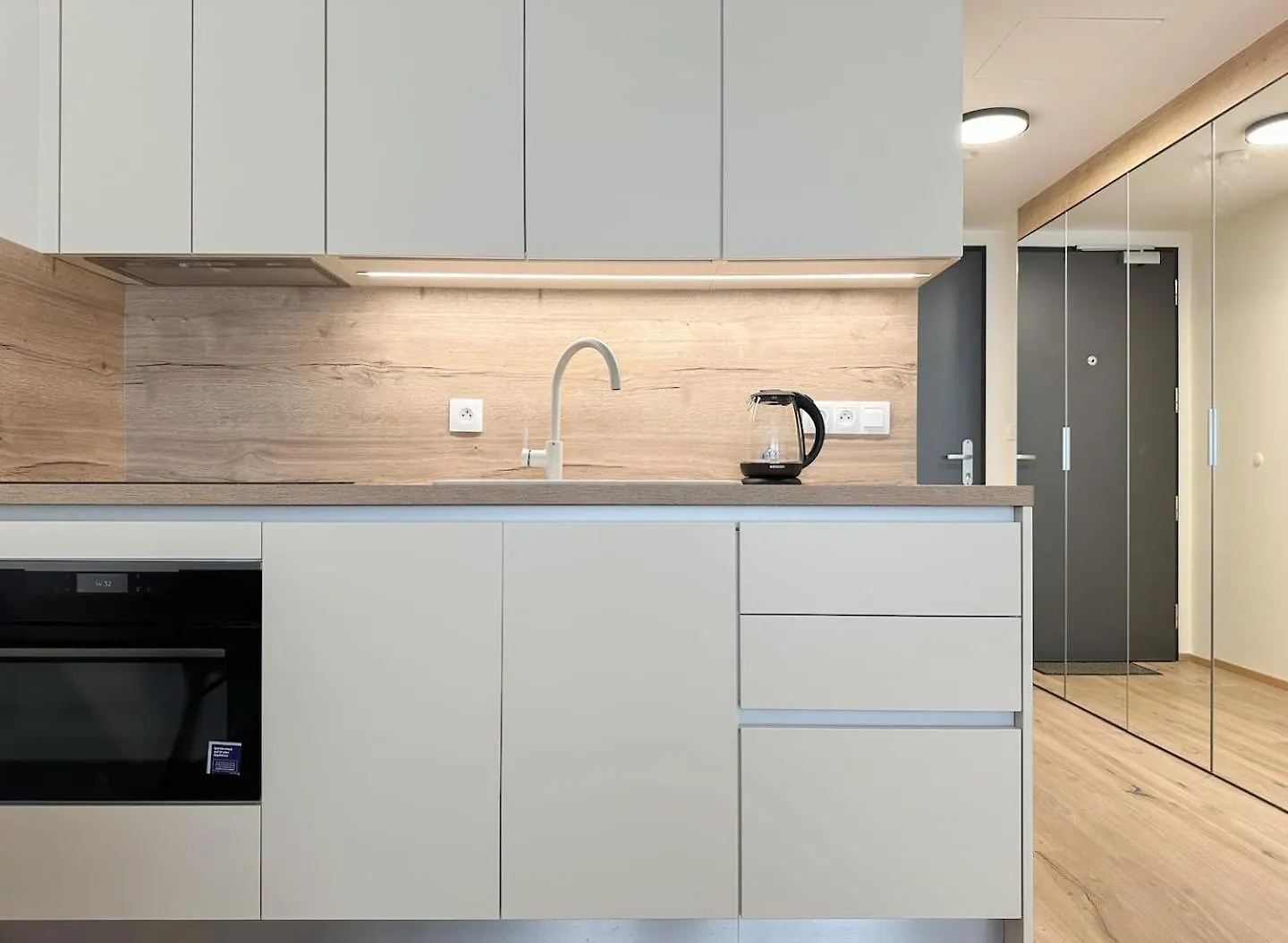 Real Living By Refa Karlin 406 Apartment Prague 0*,