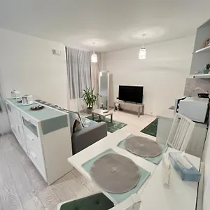 Apartmán Free Parking In Garage Karolina Plazza, New Cosy With Need, Praha